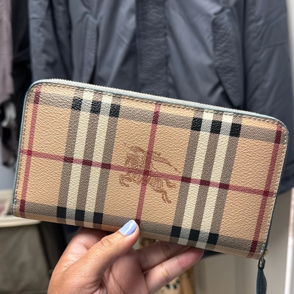 Burberry Blue and Tan Checkered Wallet - Picture 2 of 2